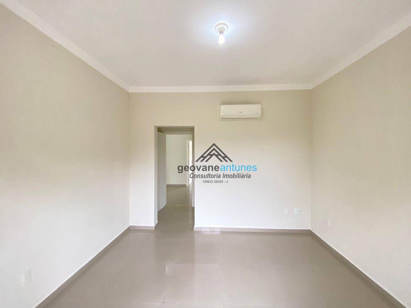 Sobrado à venda com 3 quartos, 200m² - Foto 37