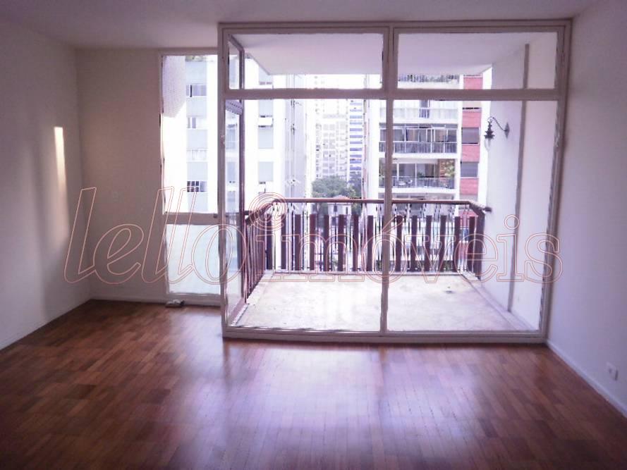 Apartamento para alugar com 3 quartos, 200m² - Foto 3