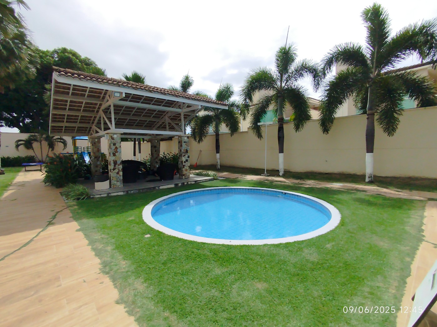 Casa de Condomínio para alugar com 3 quartos, 215m² - Foto 8