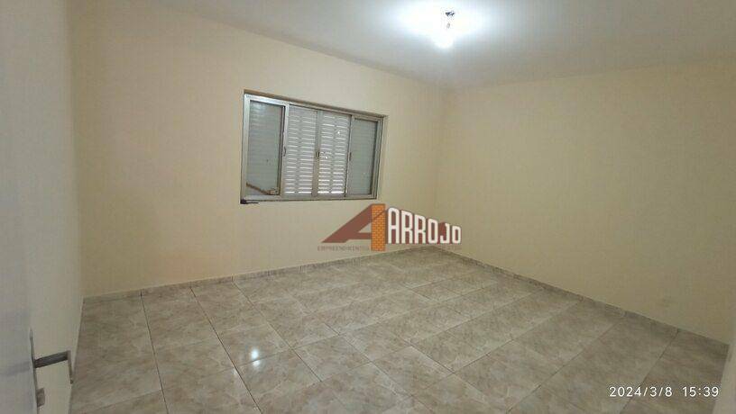 Sobrado à venda com 2 quartos, 200m² - Foto 7