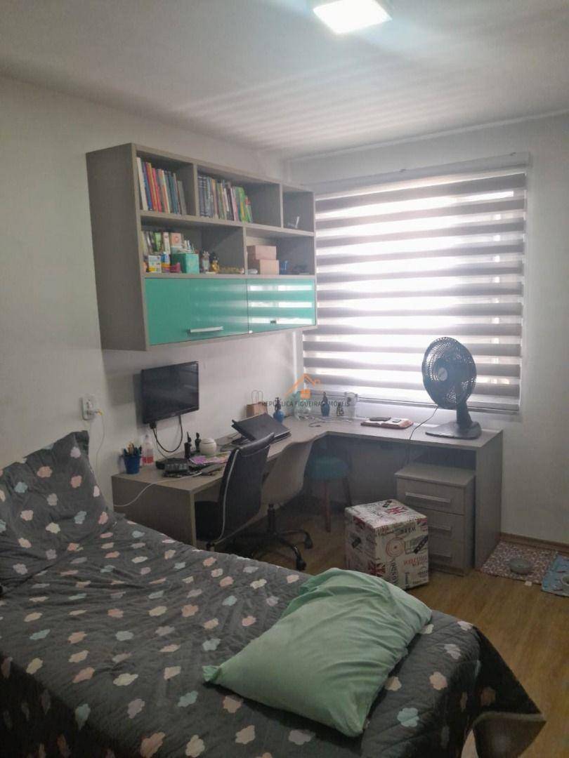 Casa à venda com 2 quartos, 70M2 - Foto 4