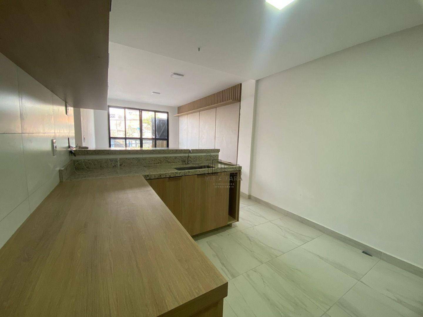 Apartamento à venda com 2 quartos, 71m² - Foto 7