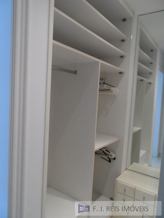 Apartamento à venda com 3 quartos, 180m² - Foto 19