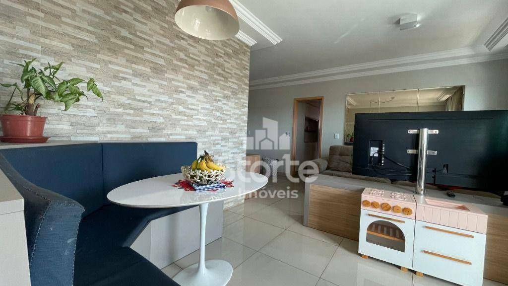 Apartamento à venda com 3 quartos, 100m² - Foto 3