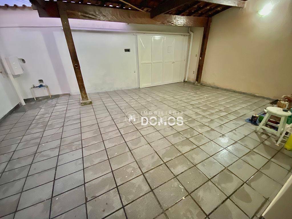 Casa à venda com 2 quartos, 89m² - Foto 10