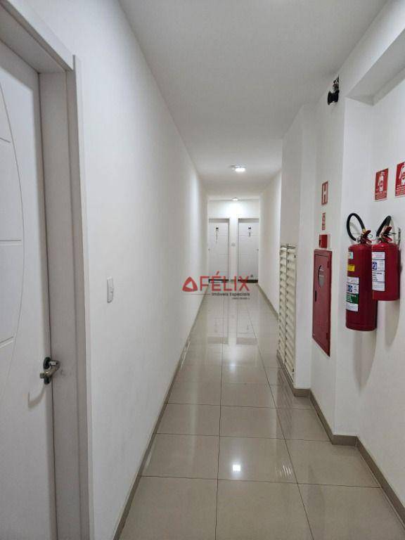 Apartamento à venda com 2 quartos, 67m² - Foto 14