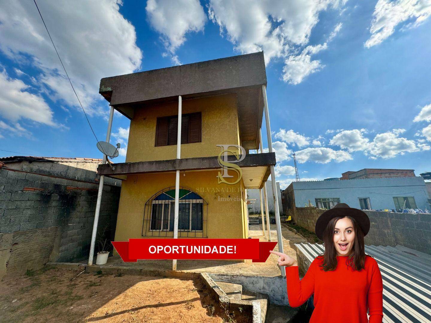 Casa à venda com 2 quartos, 110m² - Foto 1