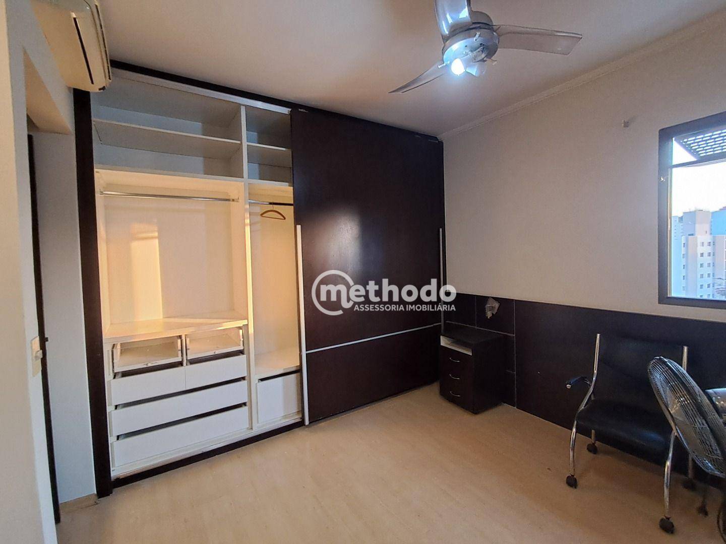 Apartamento para alugar com 2 quartos, 96m² - Foto 17