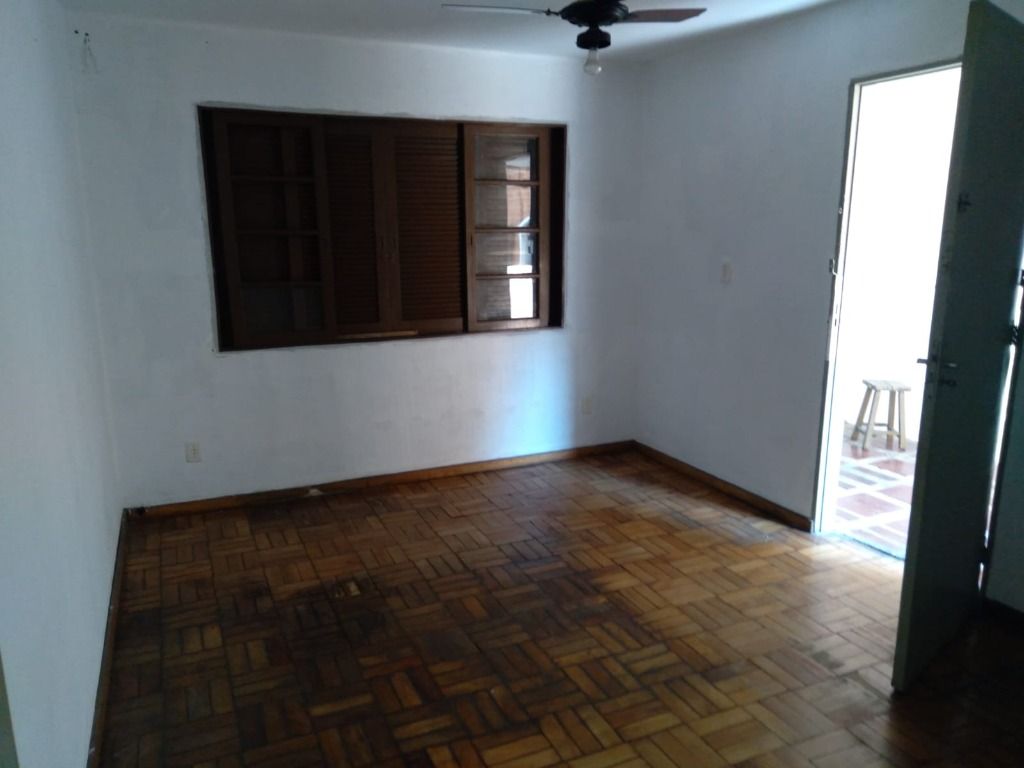 Sobrado à venda com 4 quartos, 120m² - Foto 35