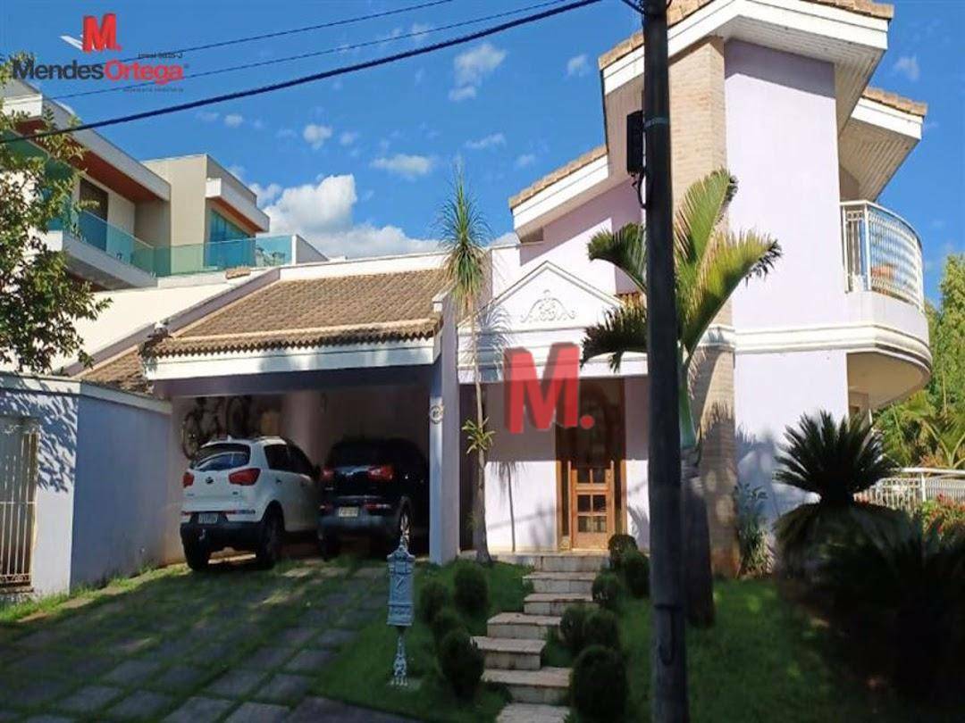 Casa de Condomínio à venda com 4 quartos, 430m² - Foto 1