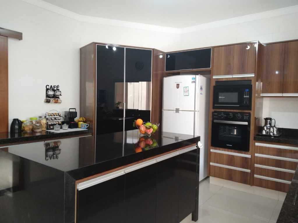 Casa de Condomínio à venda com 4 quartos, 340m² - Foto 21