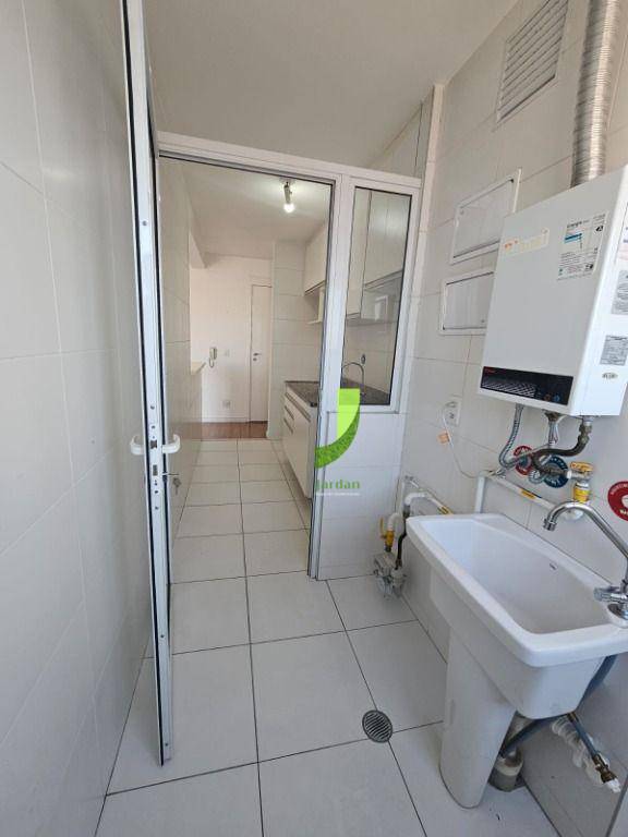 Apartamento para alugar com 2 quartos, 50m² - Foto 6