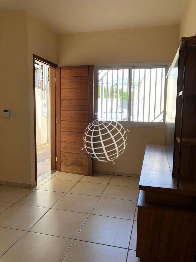 Casa à venda com 2 quartos, 54m² - Foto 5