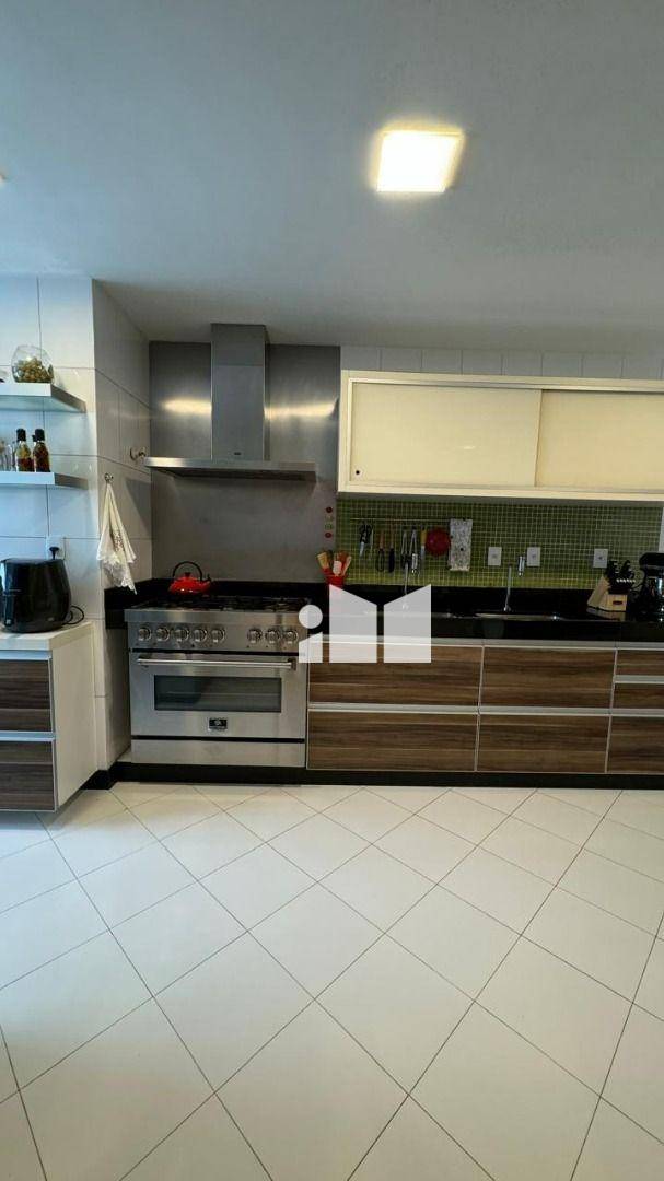 Apartamento à venda com 3 quartos, 137m² - Foto 15