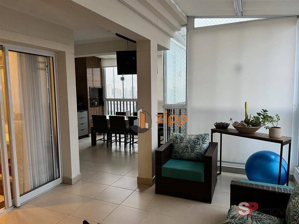 Apartamento à venda com 3 quartos, 153m² - Foto 2