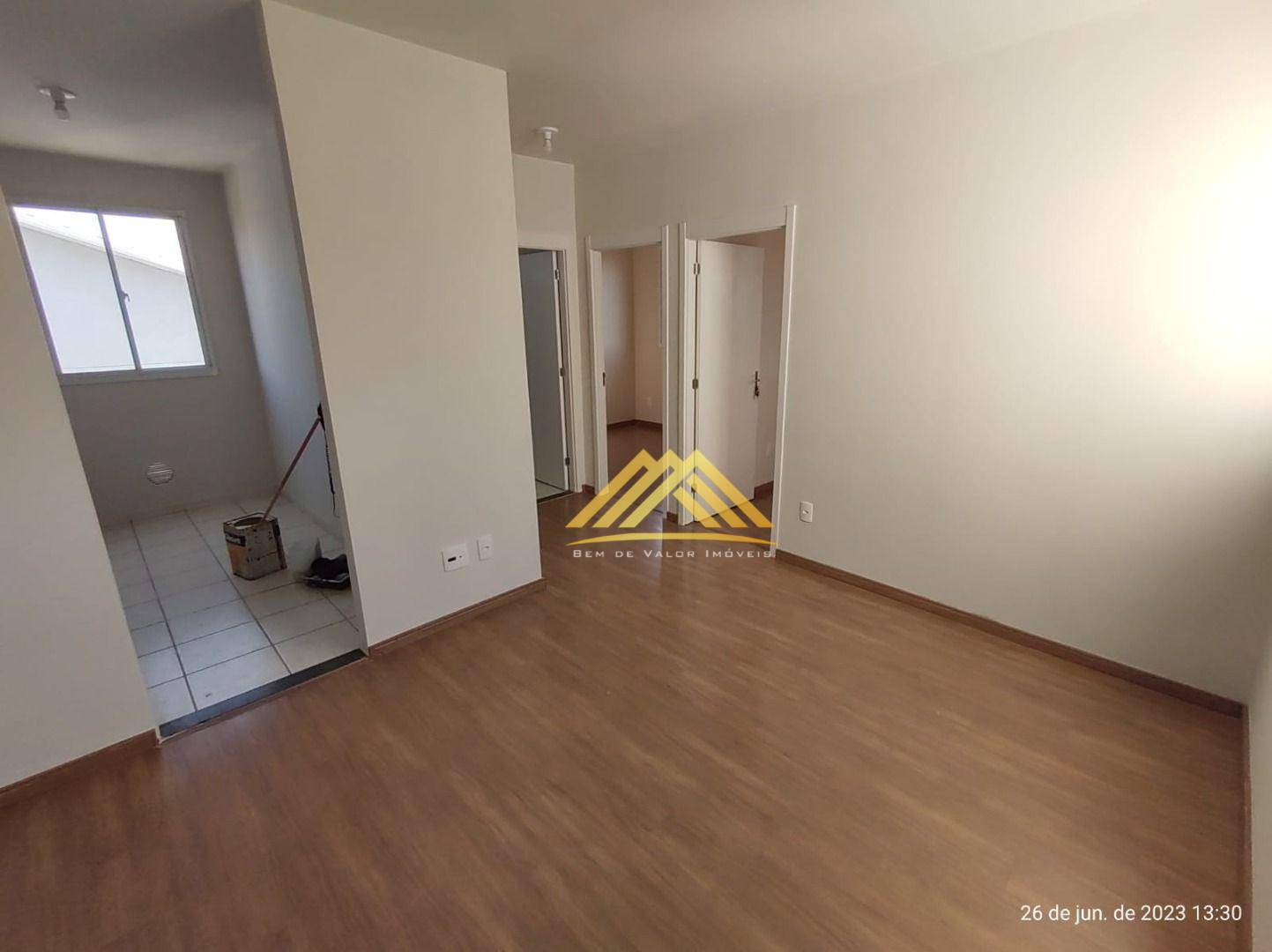 Apartamento à venda com 2 quartos, 44m² - Foto 1