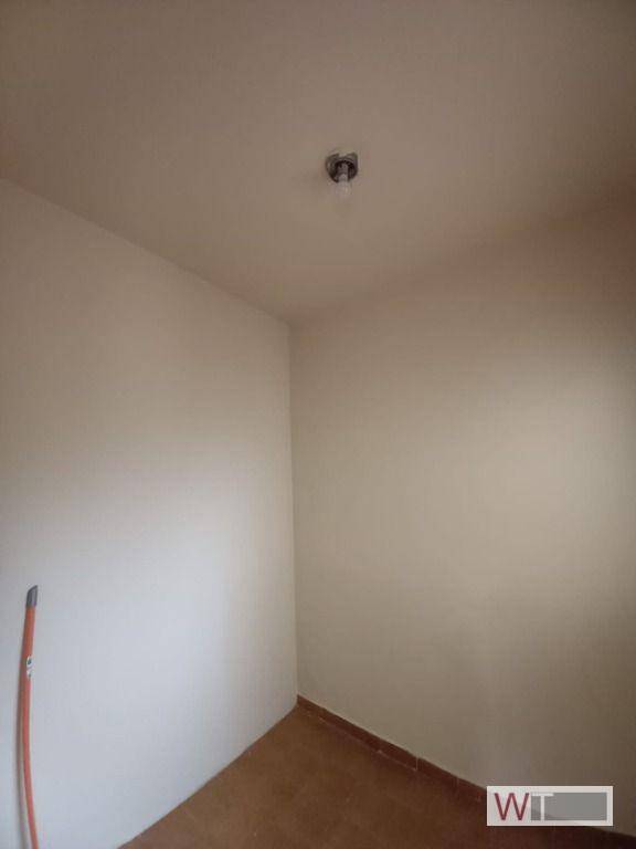 Casa para alugar com 2 quartos, 100m² - Foto 18