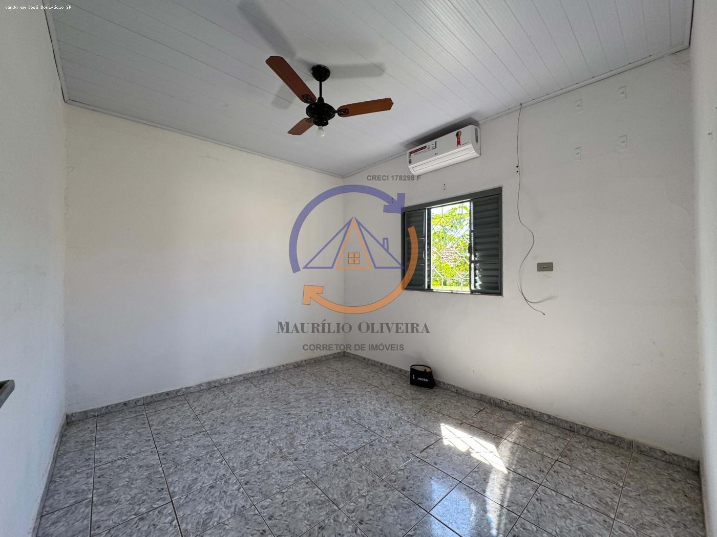 Casa à venda com 3 quartos, 206m² - Foto 9