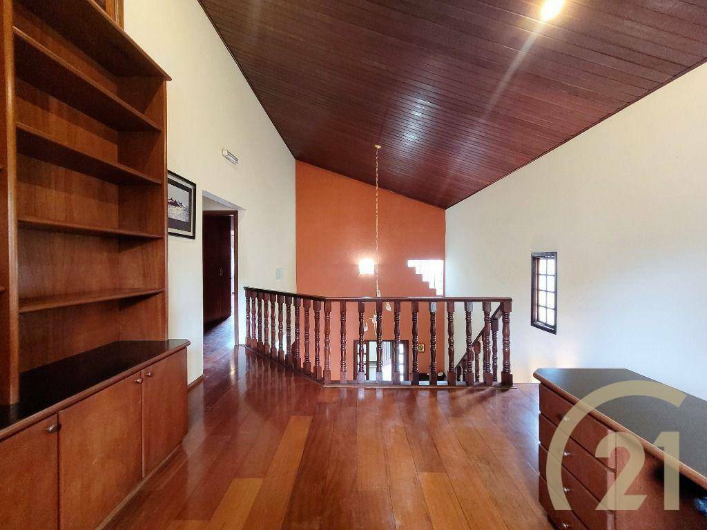 Casa de Condomínio para alugar com 6 quartos, 480m² - Foto 27