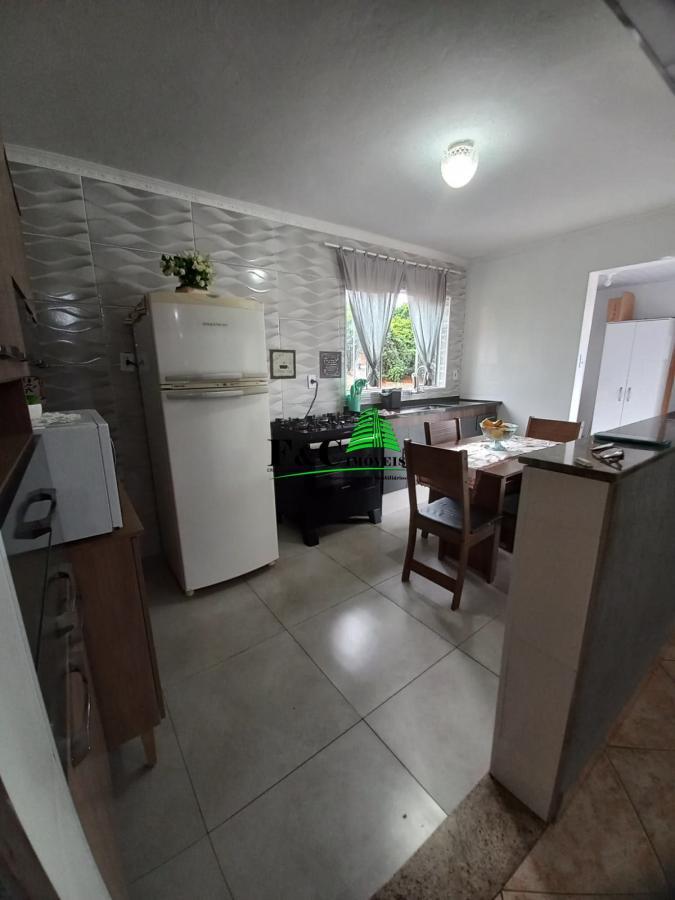 Casa à venda com 2 quartos, 356m² - Foto 1