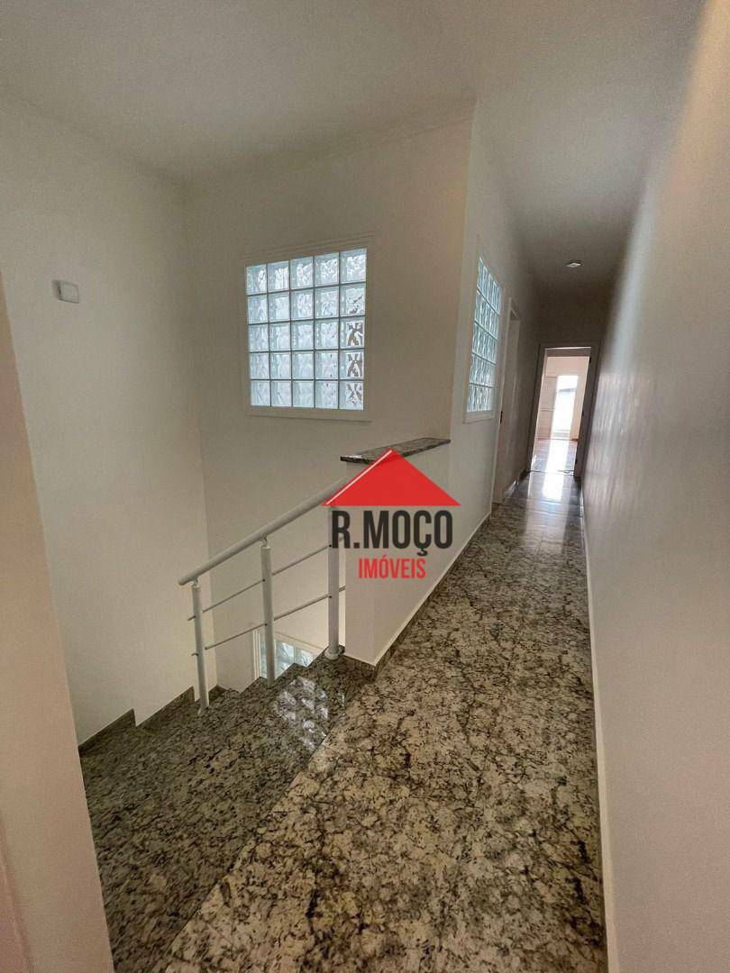 Sobrado à venda com 3 quartos, 162m² - Foto 15