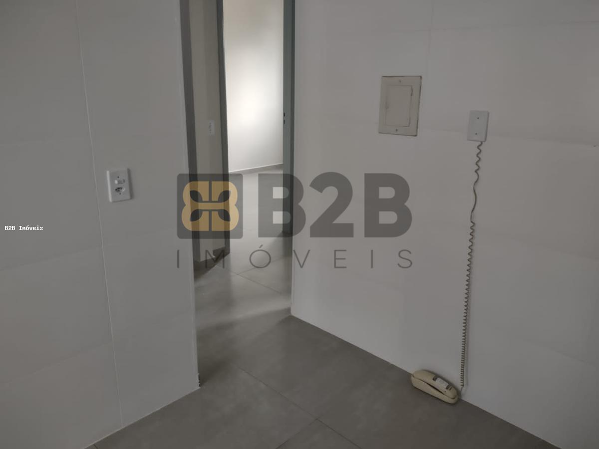 Apartamento à venda com 2 quartos, 43m² - Foto 9