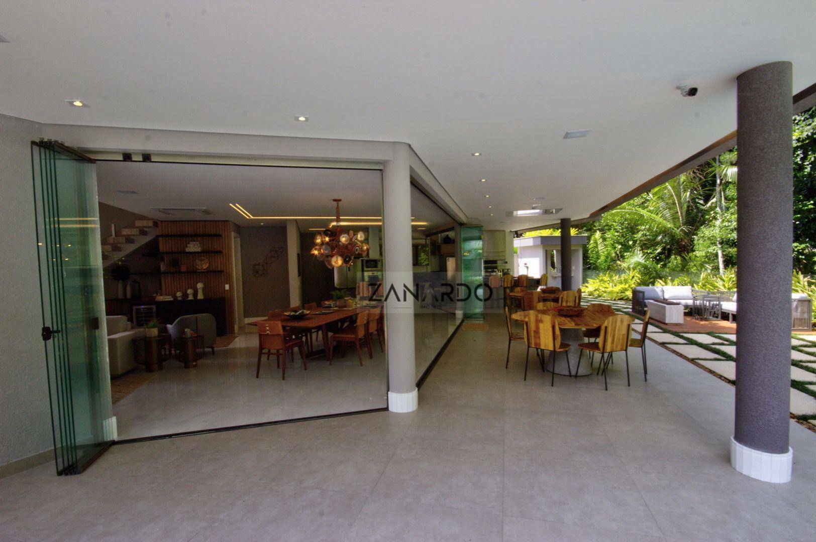 Casa de Condomínio à venda com 7 quartos, 550m² - Foto 39