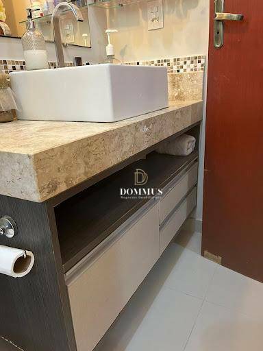 Casa à venda com 3 quartos, 104m² - Foto 2