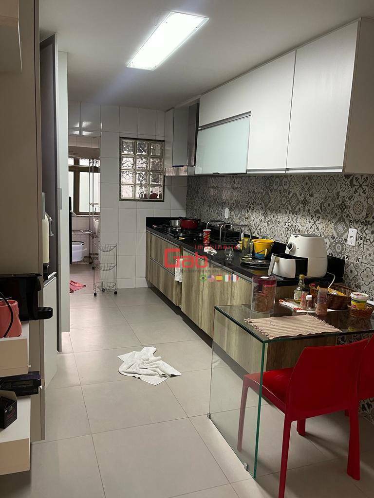 Cobertura à venda com 5 quartos, 300m² - Foto 18