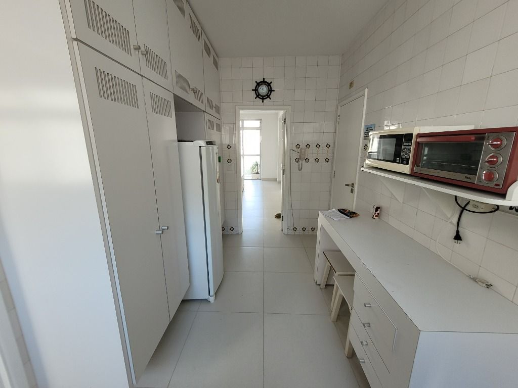 Apartamento à venda e aluguel com 3 quartos, 130m² - Foto 22