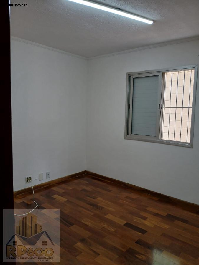 Apartamento para alugar com 2 quartos, 73m² - Foto 10