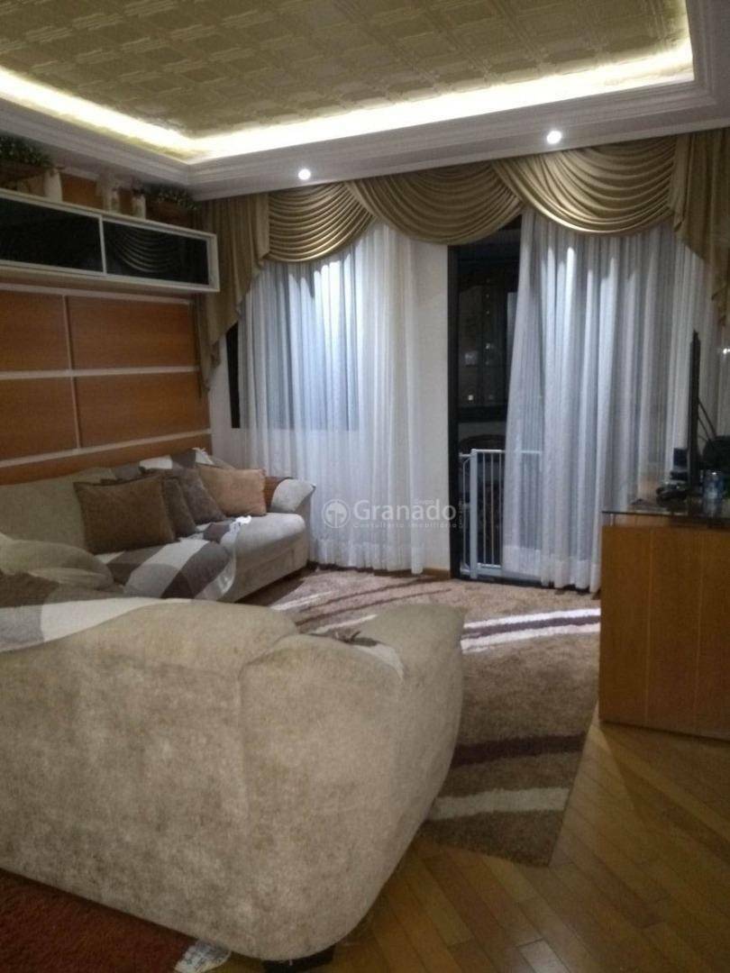 Apartamento à venda com 3 quartos, 75m² - Foto 1