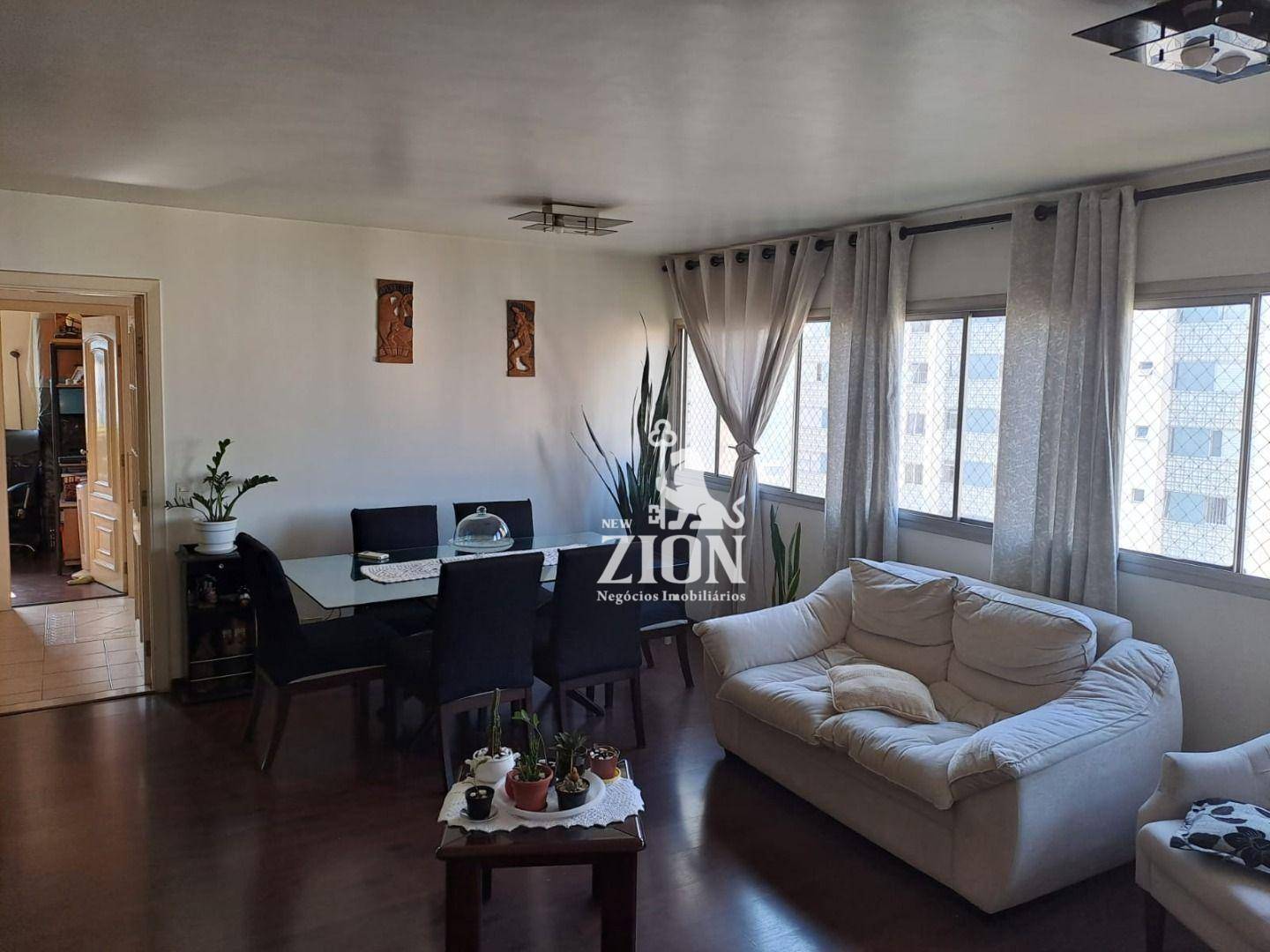 Apartamento à venda com 3 quartos, 115m² - Foto 2