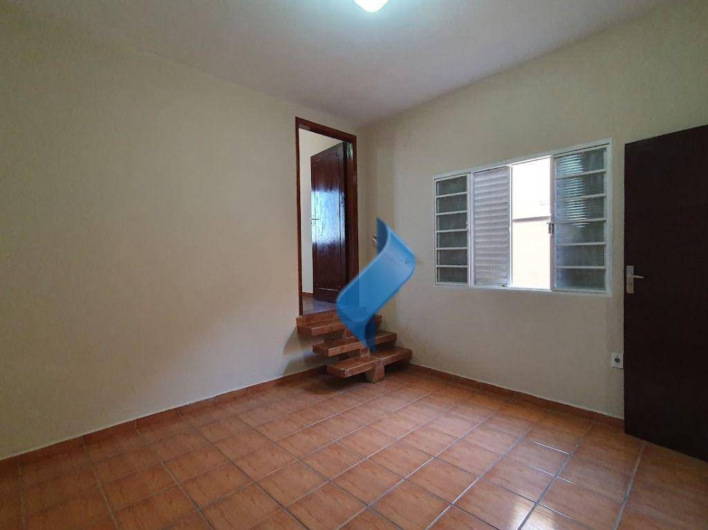 Casa à venda com 2 quartos, 131m² - Foto 10