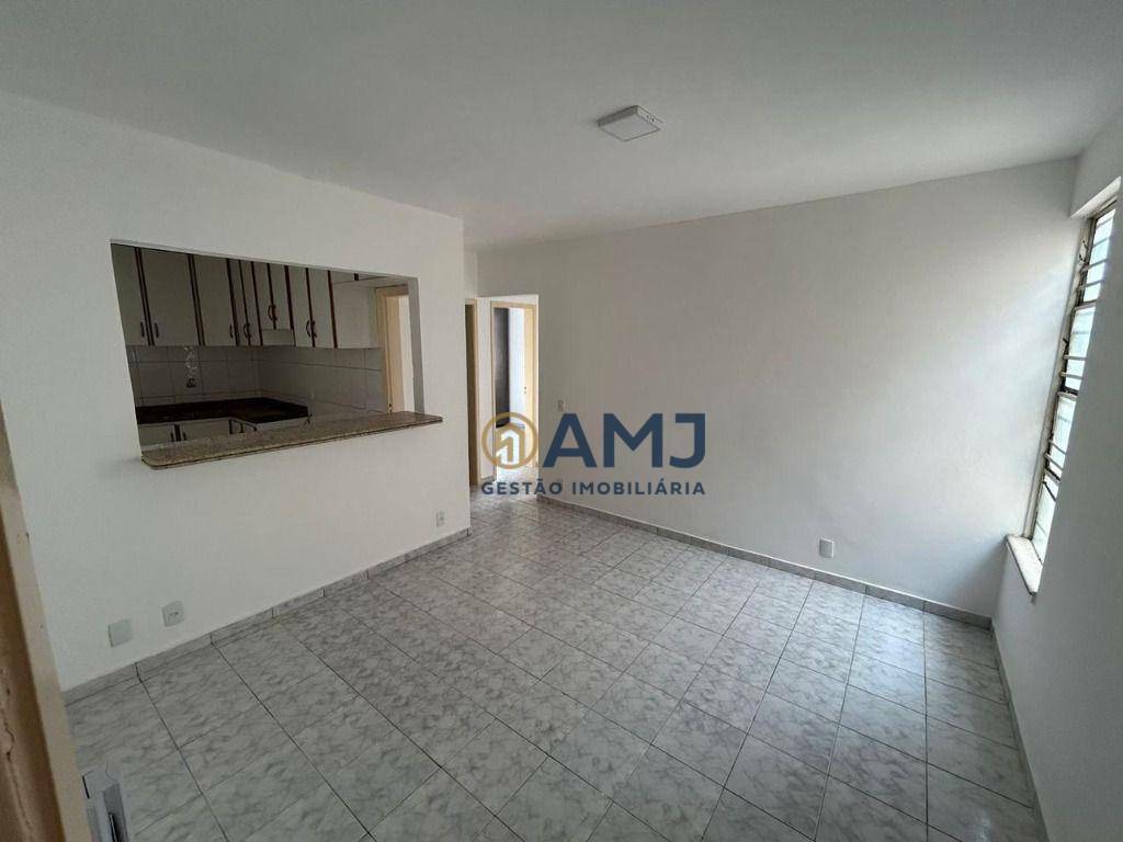 Apartamento à venda com 2 quartos, 57m² - Foto 1