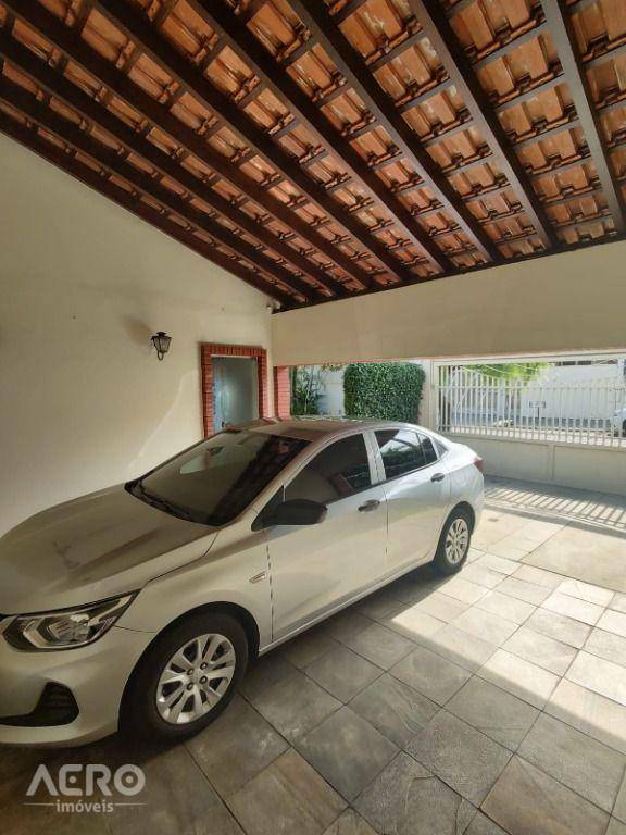 Casa à venda com 3 quartos, 167m² - Foto 5