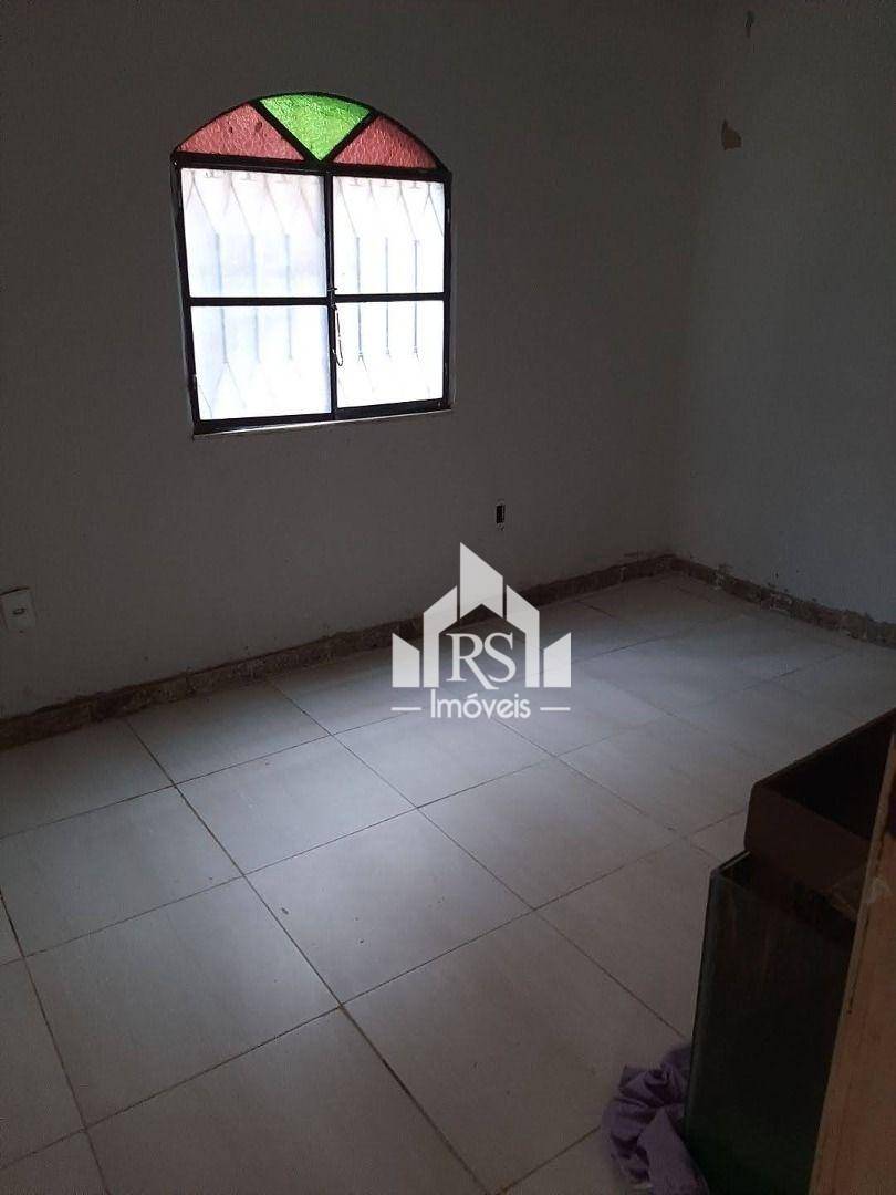 Casa à venda com 3 quartos, 200m² - Foto 6