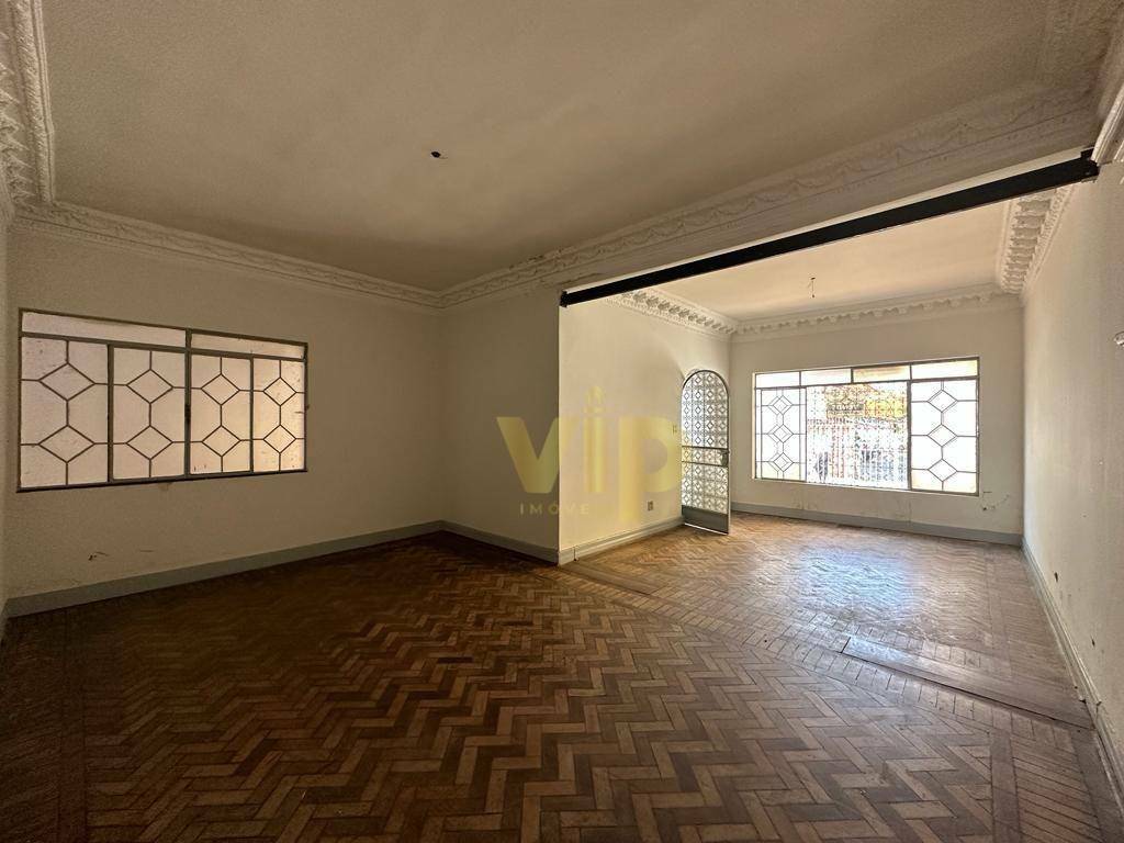 Casa à venda com 6 quartos, 400m² - Foto 26