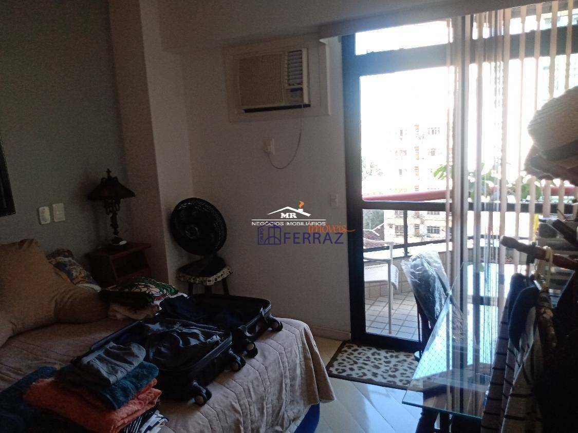 Apartamento à venda com 4 quartos, 180m² - Foto 17