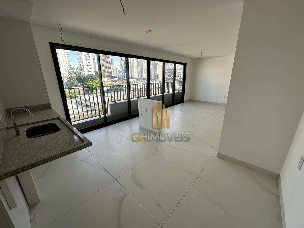 Apartamento à venda com 3 quartos, 139m² - Foto 7