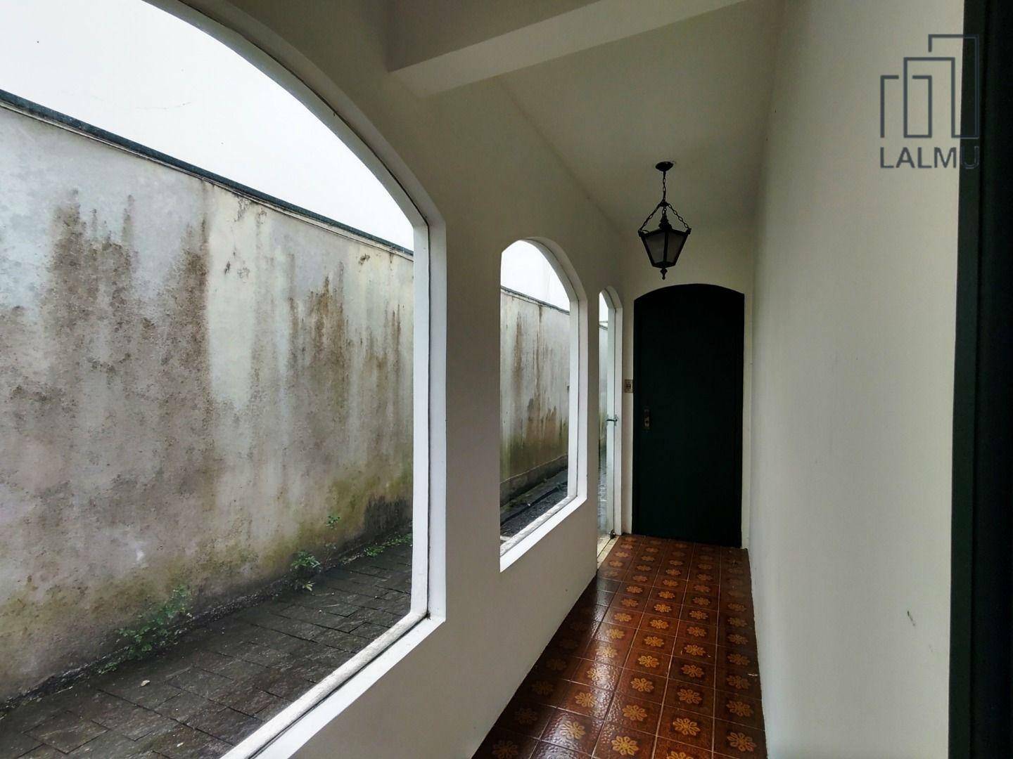 Sobrado para alugar com 3 quartos, 300m² - Foto 66