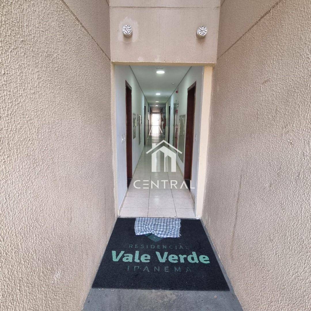 Apartamento à venda com 2 quartos, 48m² - Foto 2