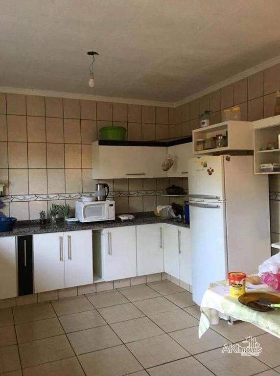 Chácara à venda com 2 quartos, 100m² - Foto 2