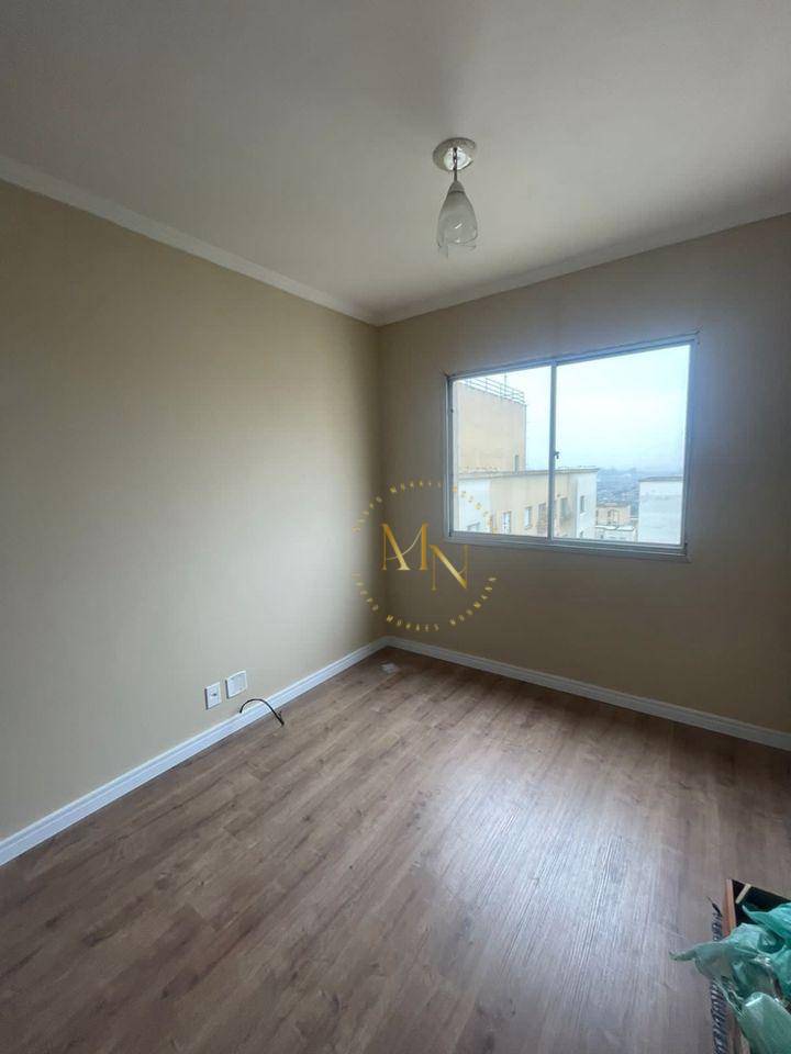 Apartamento à venda com 3 quartos, 68m² - Foto 2