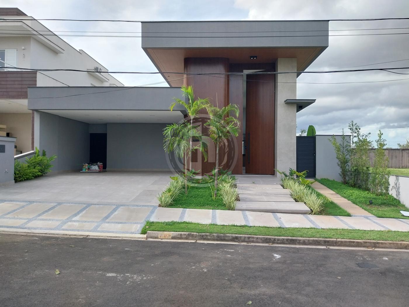 Casa de Condomínio à venda com 3 quartos, 190m² - Foto 1