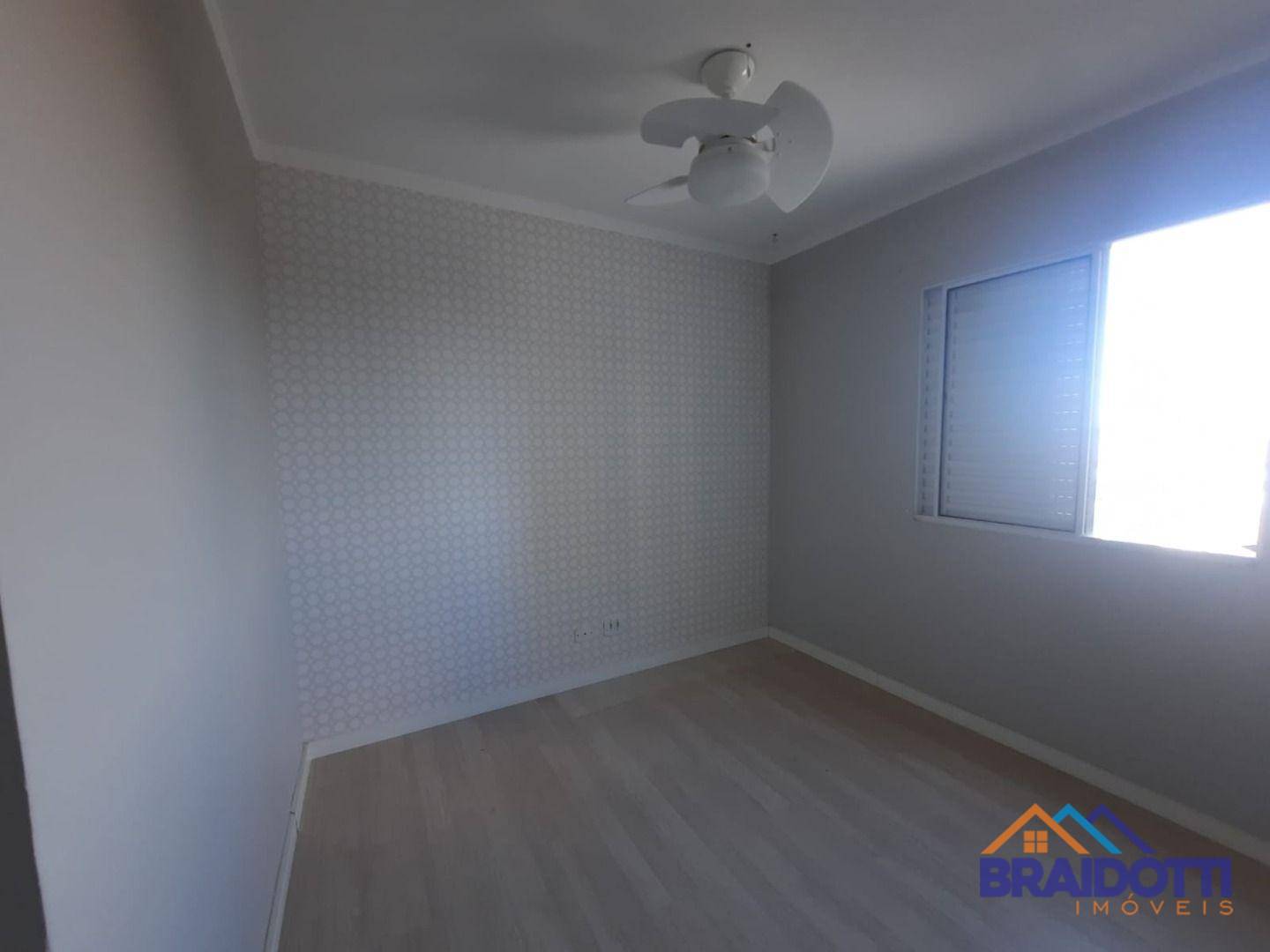 Apartamento à venda com 2 quartos, 56m² - Foto 11