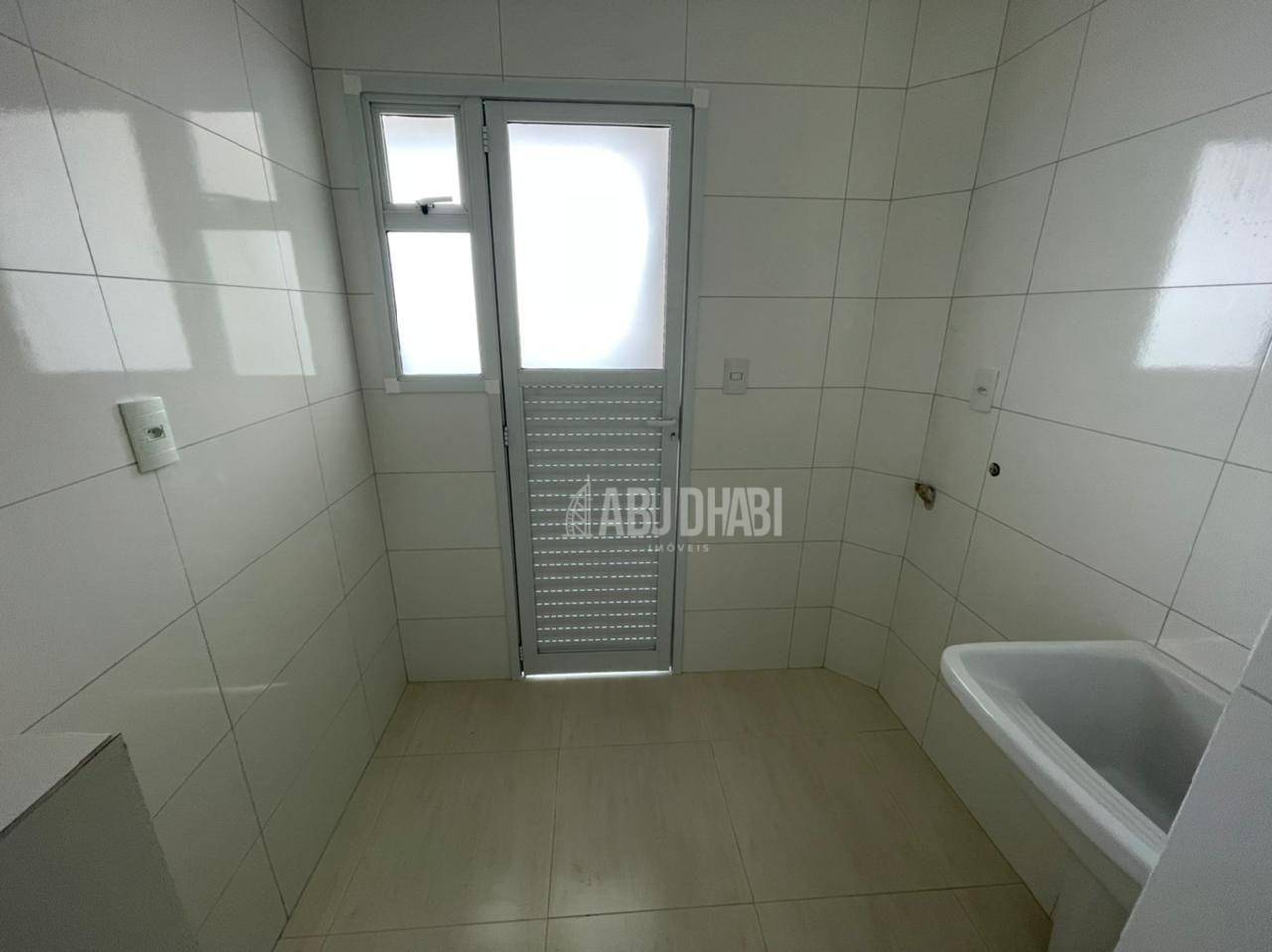 Apartamento à venda com 2 quartos, 80m² - Foto 8