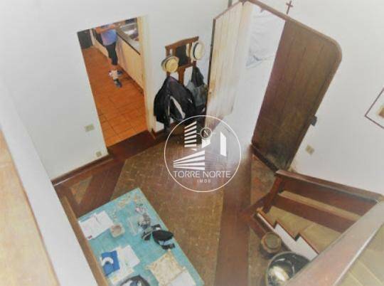 Sobrado à venda com 3 quartos, 300m² - Foto 30