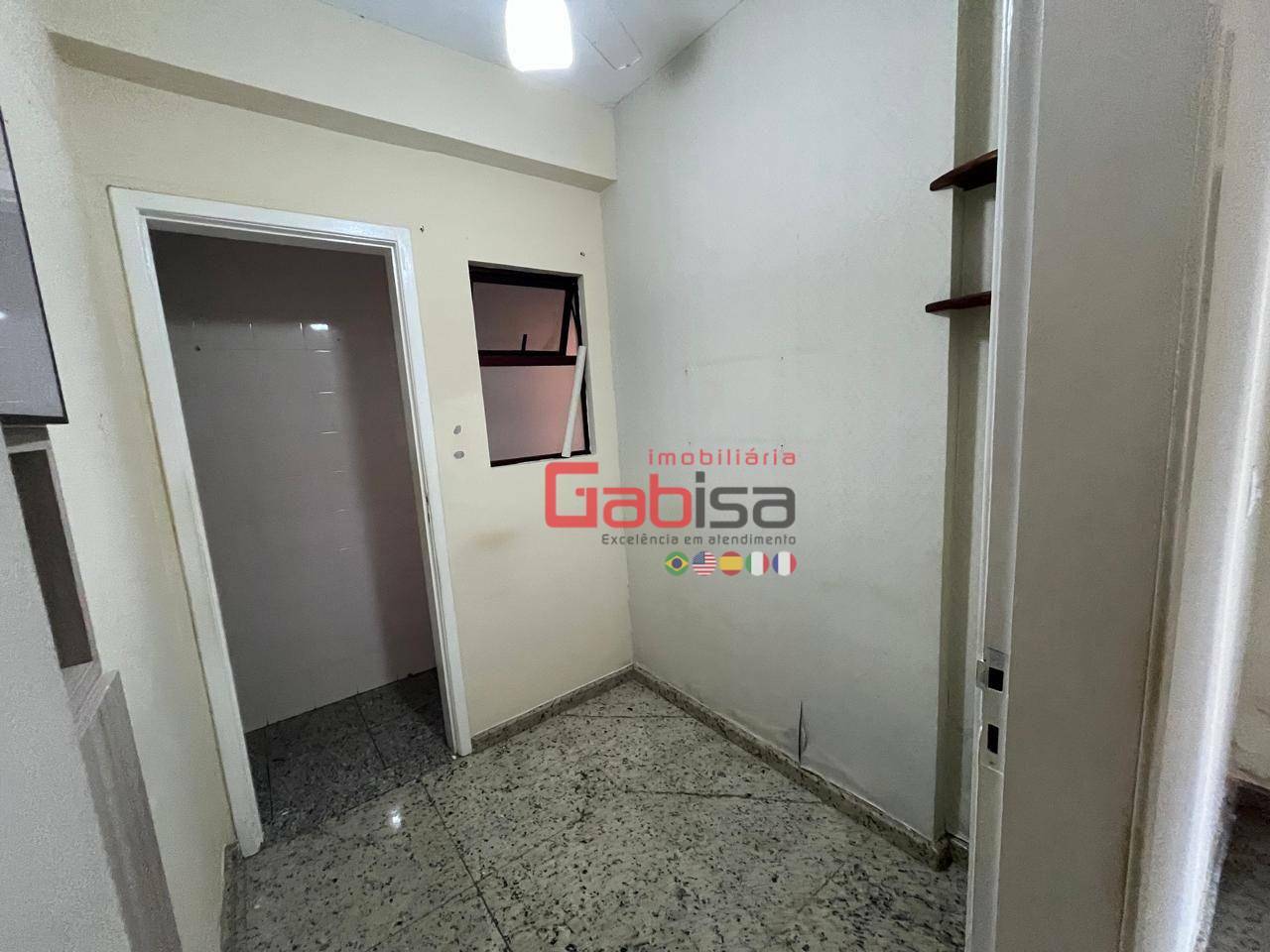 Apartamento à venda com 2 quartos, 70m² - Foto 10