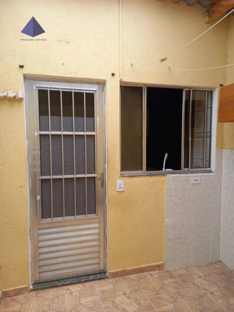 Sobrado à venda com 4 quartos, 5m² - Foto 4